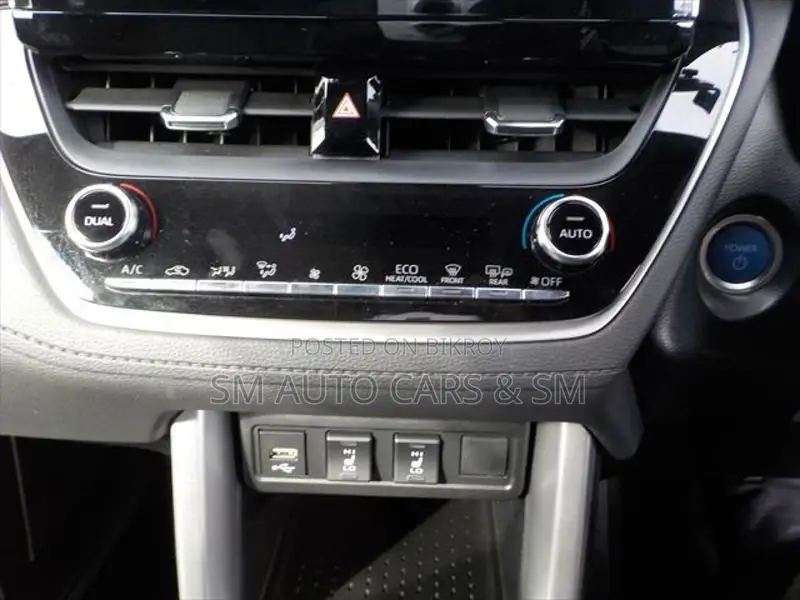 Toyota Corolla Cross Z Pearl Full Option 2023
