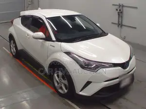Toyota C-HR Hybrid S 2021