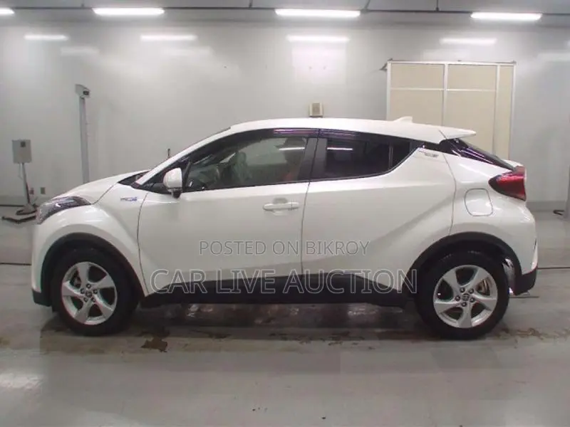 Toyota C-HR Hybrid S 2021
