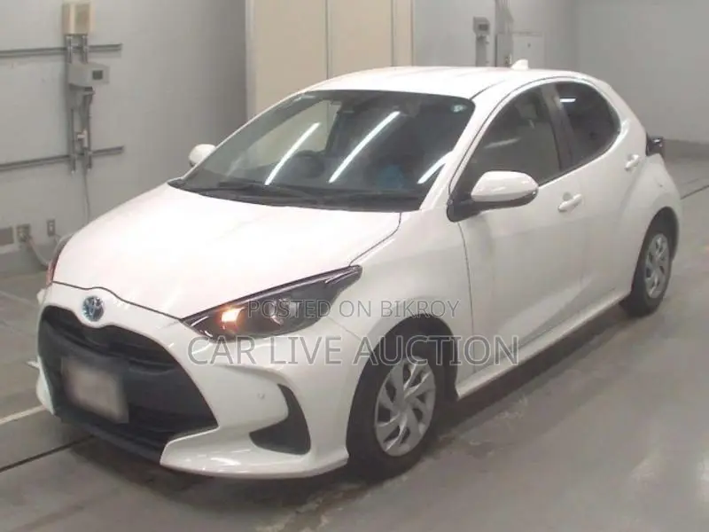 Toyota Yaris Hybrid X 2021