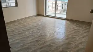 শ্যামলী ভূইয়া গলিতে ১৪০০ স্কয়ারফিট রেডি ফ্ল্যাট ৬৭৫০ টাকা প্রতিবর্গফুট