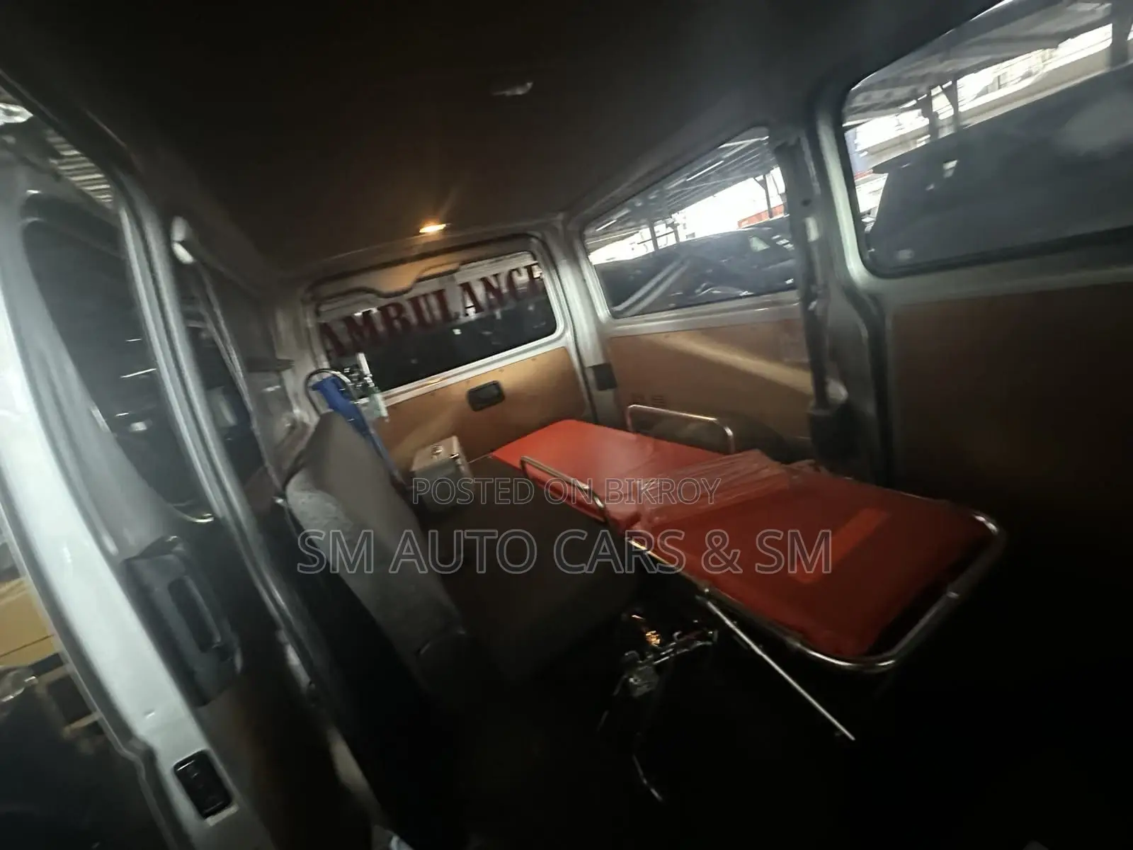 Toyota Hiace Ambulanc GL 4 Camera 2021