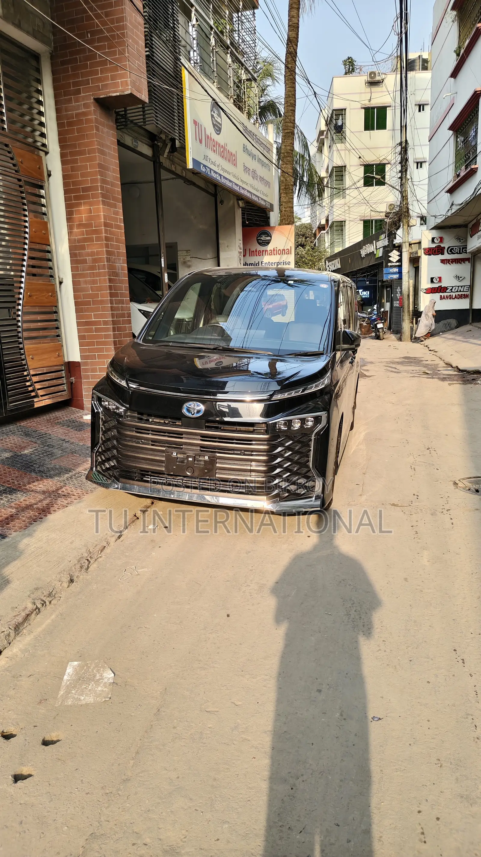 Toyota Voxy SZ PACKAGE HYBRID. 2023