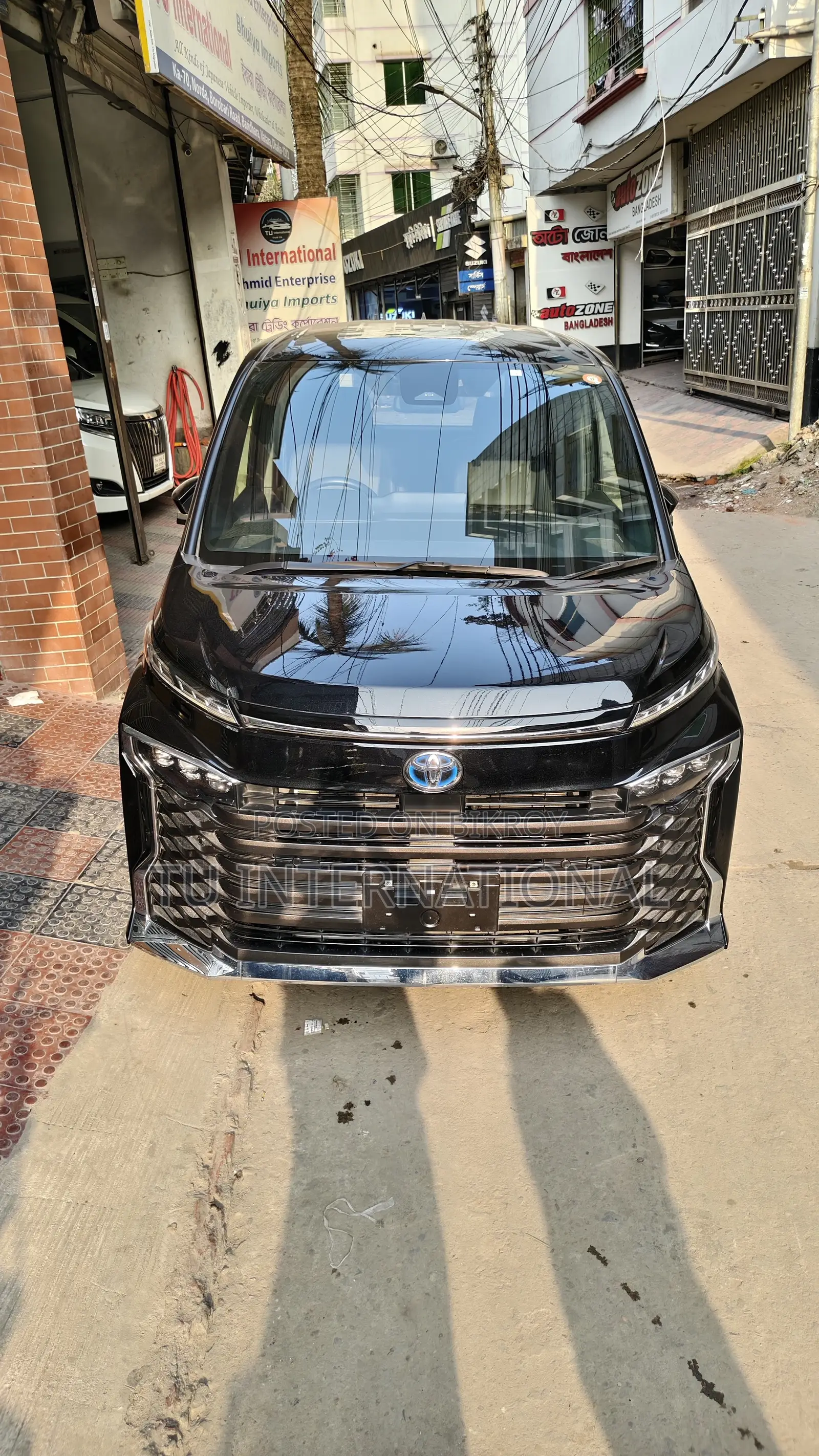 Toyota Voxy SZ PACKAGE HYBRID. 2023