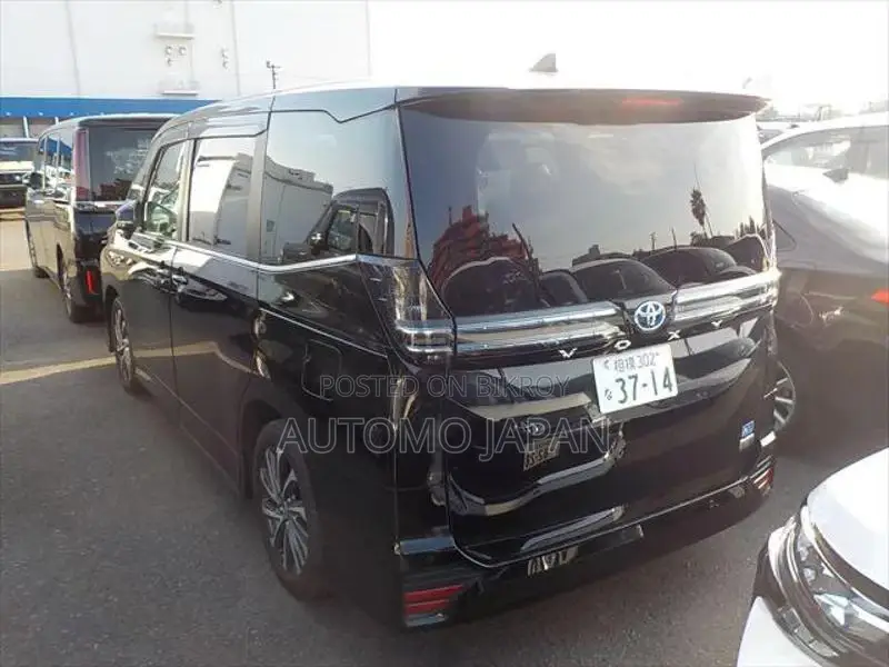 Toyota Voxy SZ 2022