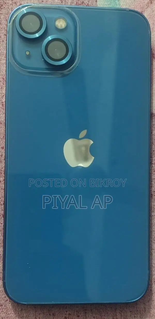 Apple iPhone 13 (Used)
