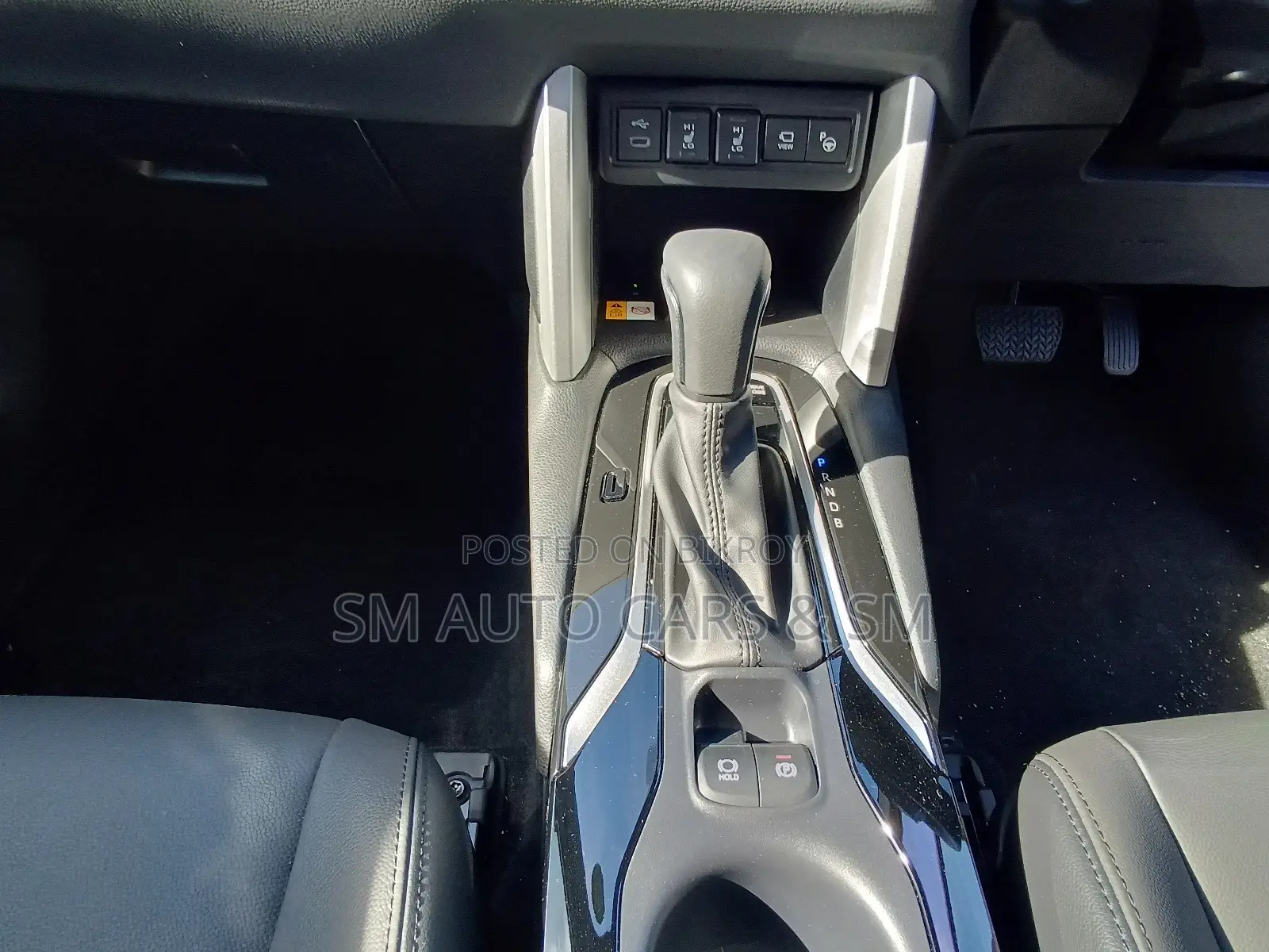 Toyota Corolla Cross Z Black Full Option 2024