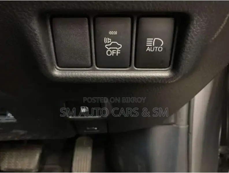 Toyota C-HR S Led Grey Color 2019