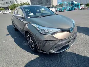 Toyota C-HR S Brown 4 Camera 2020