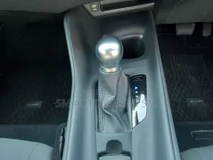 Toyota C-HR S Brown 4 Camera 2020