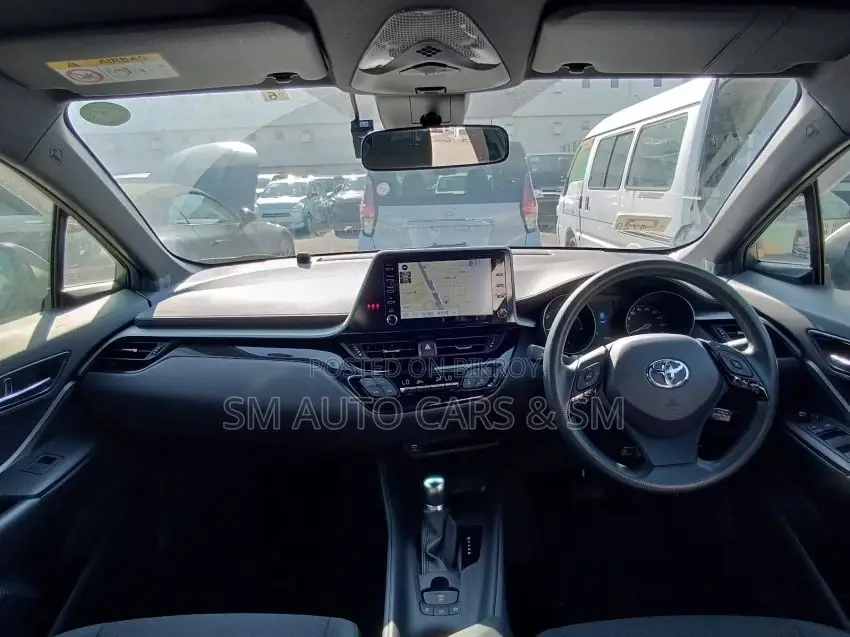 Toyota C-HR S Brown 4 Camera 2020