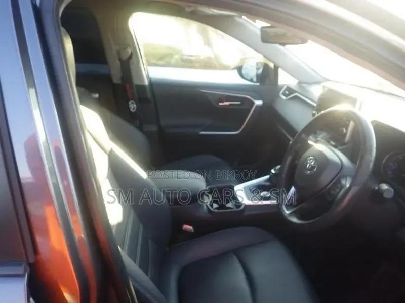 Toyota RAV4 Hybrid G Pkg Grey 2021