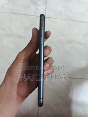 Apple iPhone 11 (Used)