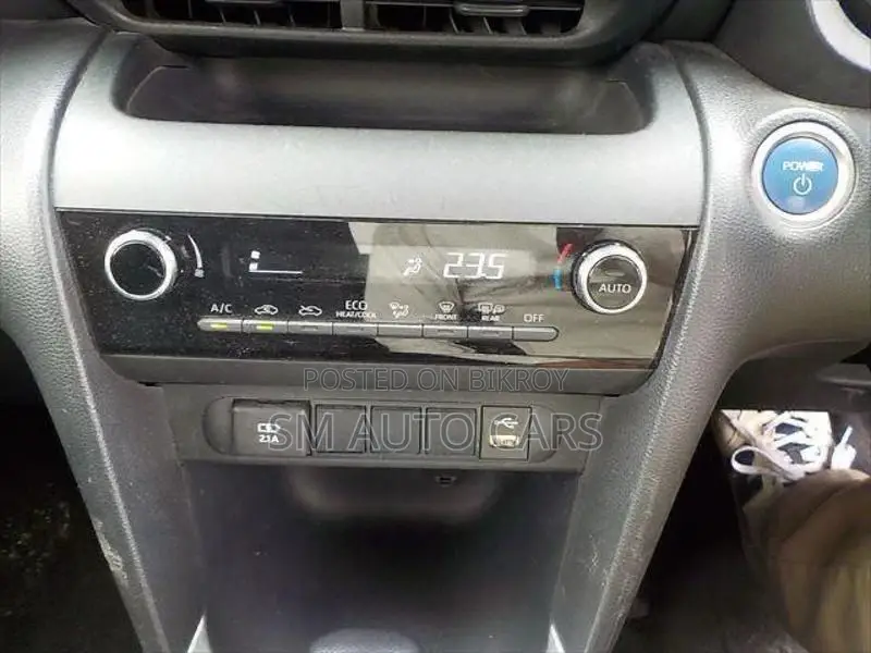 Toyota Yaris Cross G Black 360 Camera 2021