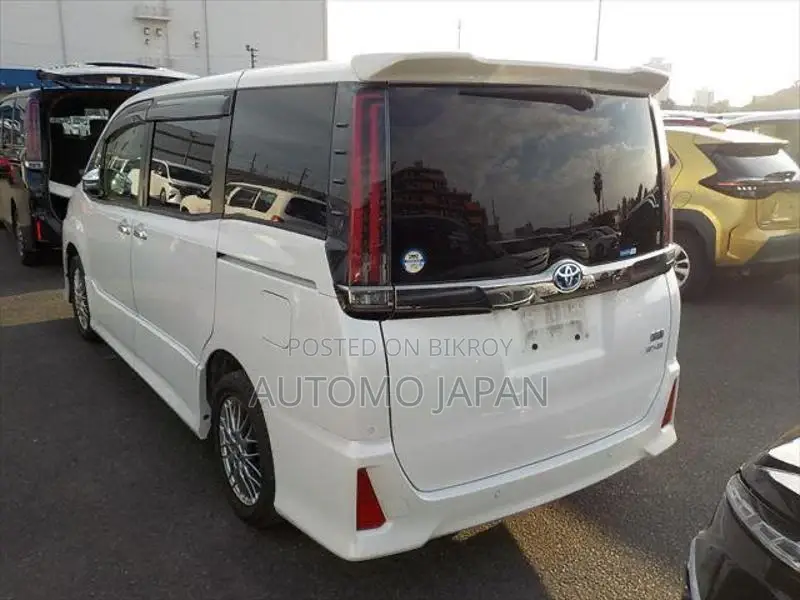 Toyota Noah Si WXB 3 2021