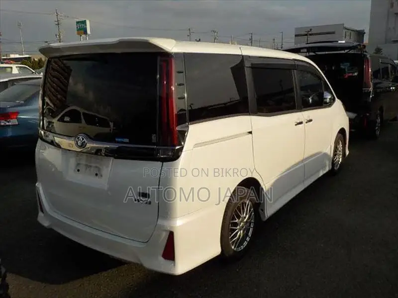 Toyota Noah Si WXB 3 2021
