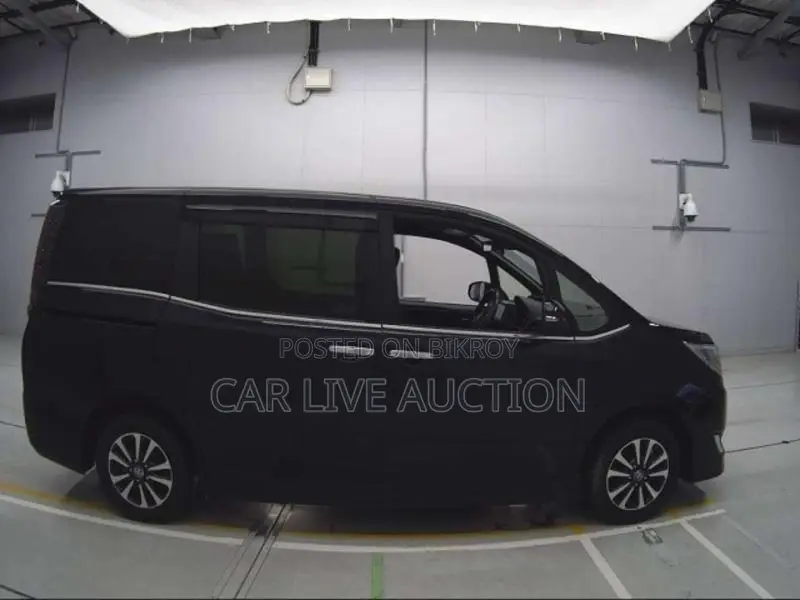 Toyota Esquire Hybrid GI Premium 2021