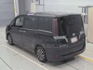 Toyota Esquire Hybrid GI Premium 2021