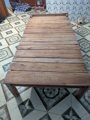 Bedstead + 2 Mattresses