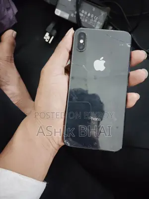 Apple iPhone X (Used)