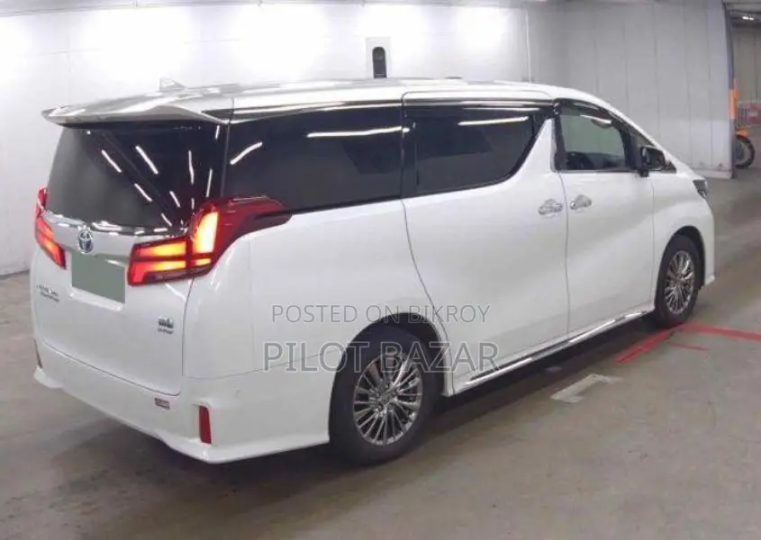 Toyota Alphard Executive Lounge 2021