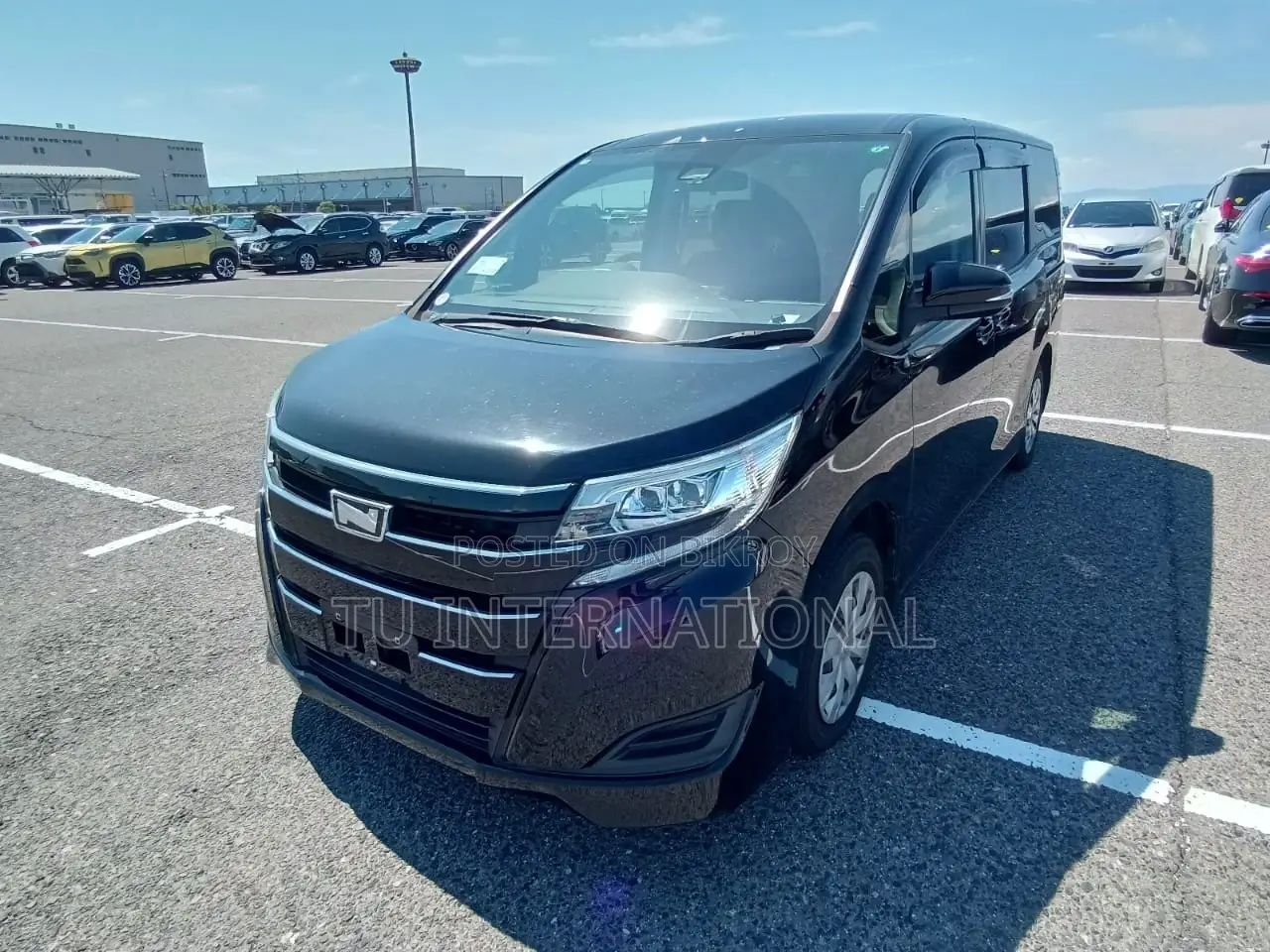 Toyota Noah X-SMART NON HV 2020