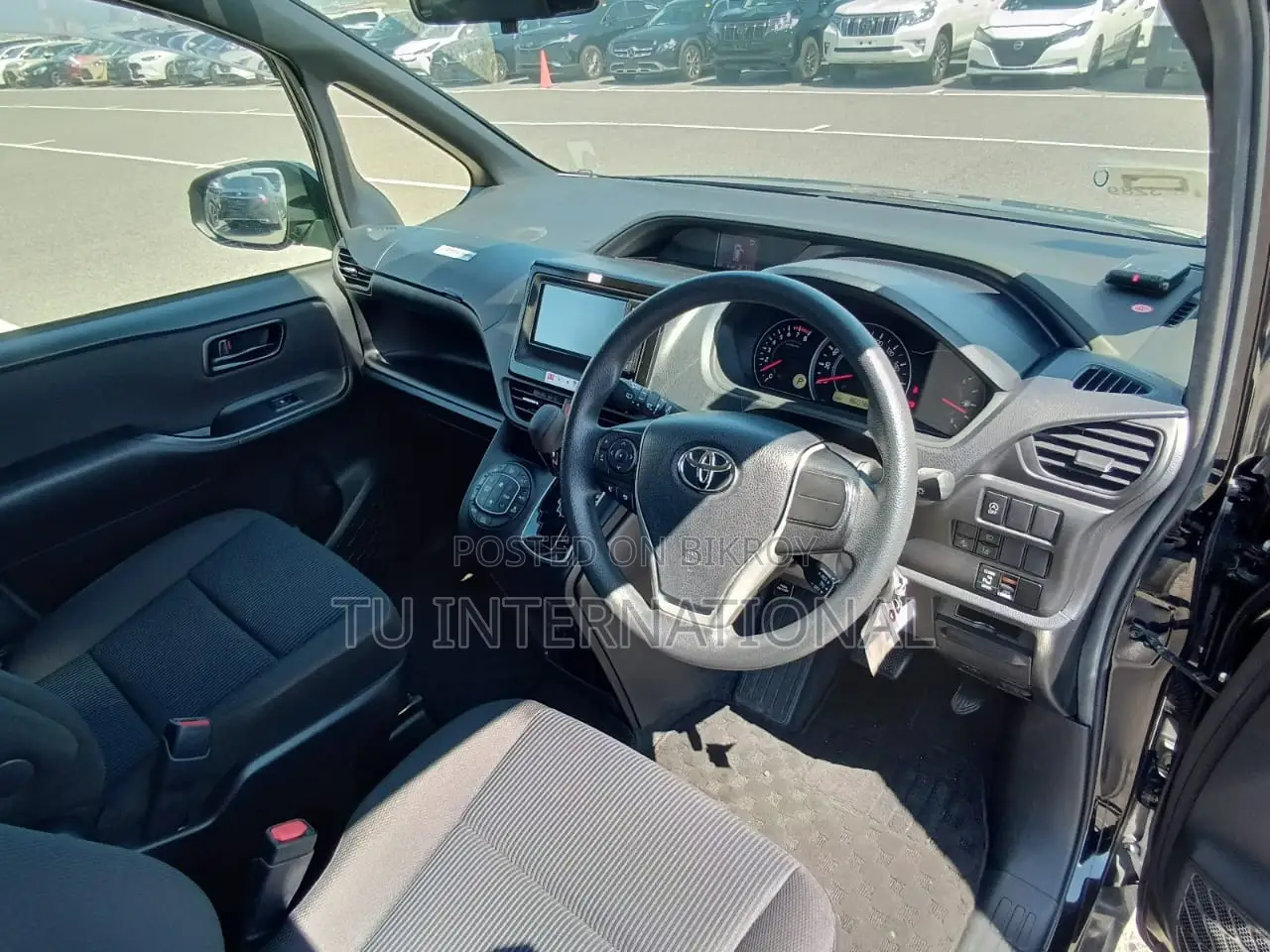 Toyota Noah X-SMART NON HV 2020