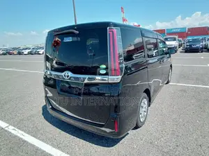 Toyota Noah X-SMART NON HV 2020