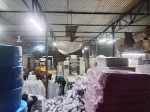 **অফিস / ওয়্যারহাউস ছোট ফ্যাক্টরি ভাড়া হবে**