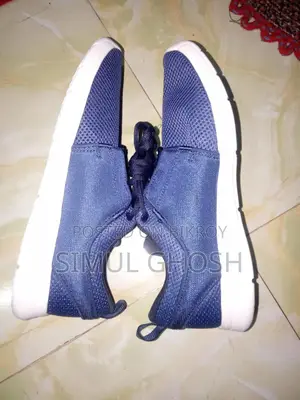 Kalenji and Newfeel Decathlon Brand