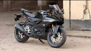 Yamaha R15 V4 2024