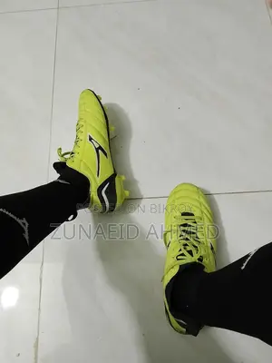 Football Boots for Sale
