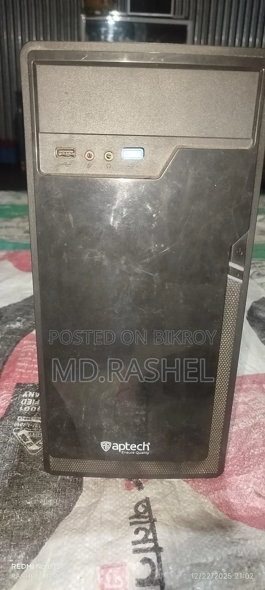 Desktop computer