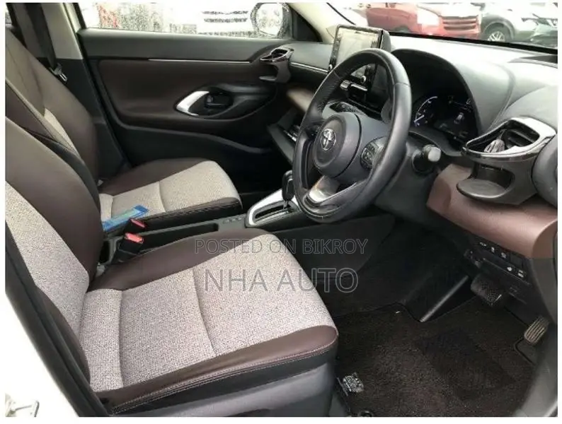 Toyota Yaris Cross Z LEATHER HYBRID 2021