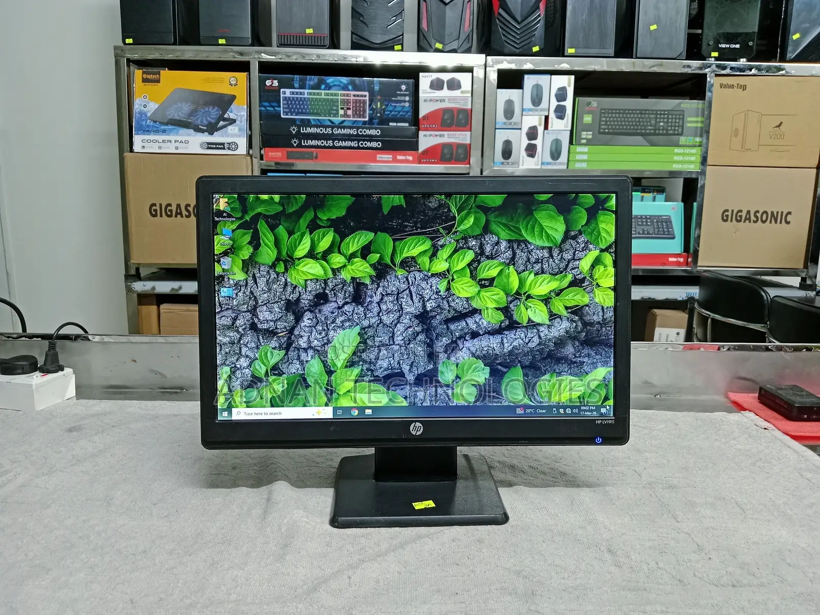 LG 19EN33S 19″ HD LED Wide Screen Monitor | Energy Saving Display