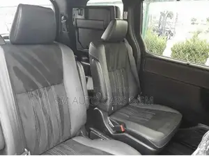 Toyota Esquire Hybrid Gi Premium 2021