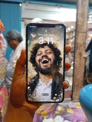 Apple iPhone 11 Pro Max . (Used)