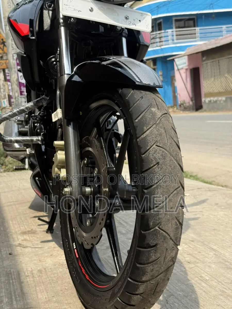TVS Apache RTR 160 2v 2024 Model
