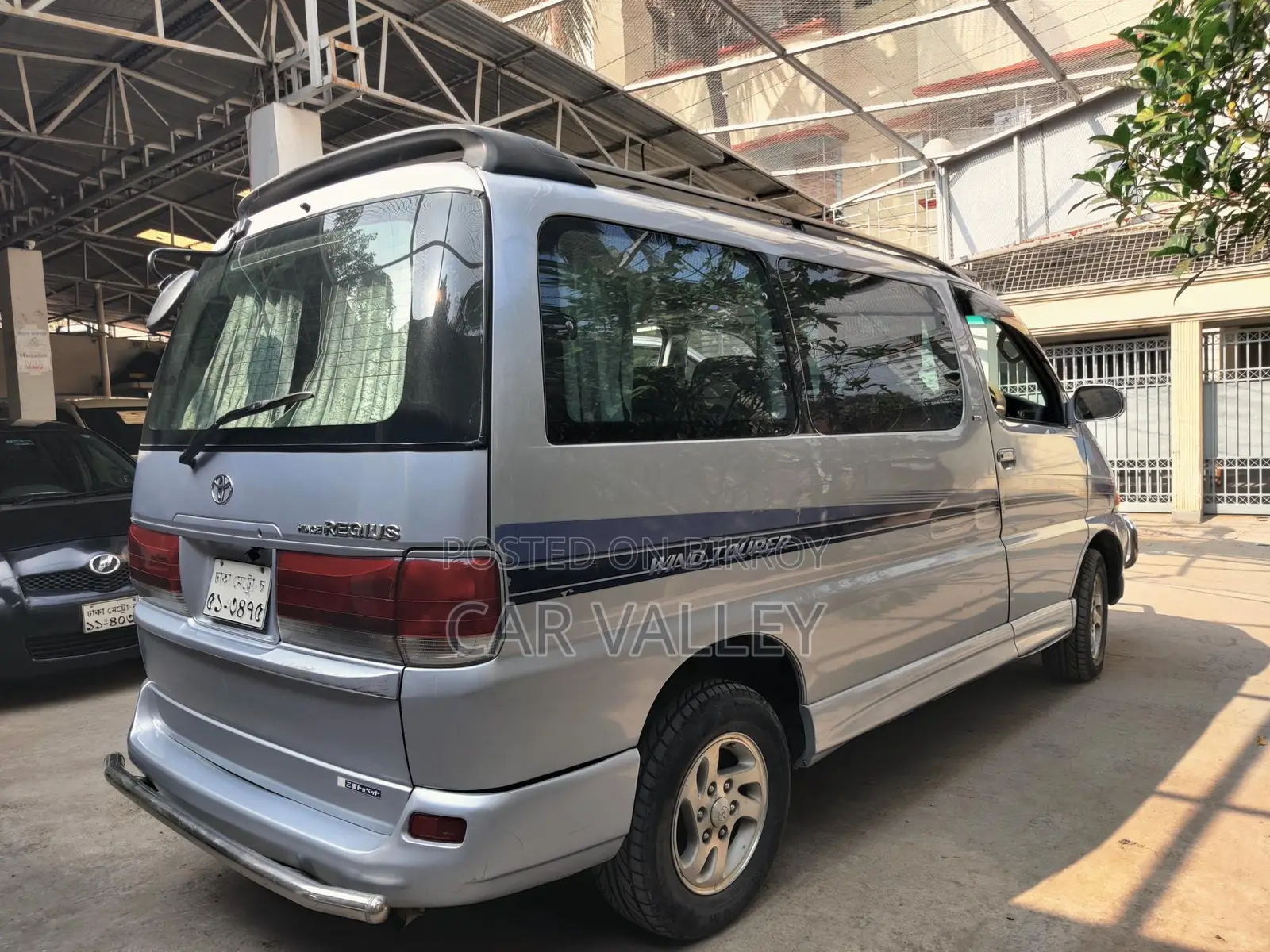 Toyota ToyoAce Regius 1998