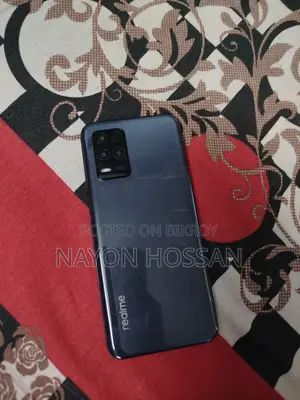 Realme 8 সেই ভাবে নতুন এখনো (Used)