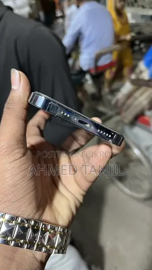 Apple iPhone 12 Pro (Used)