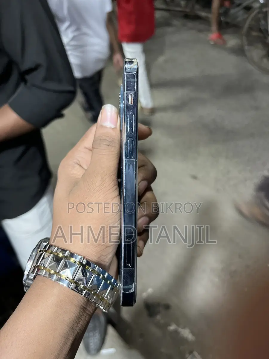 Apple iPhone 12 Pro (Used)
