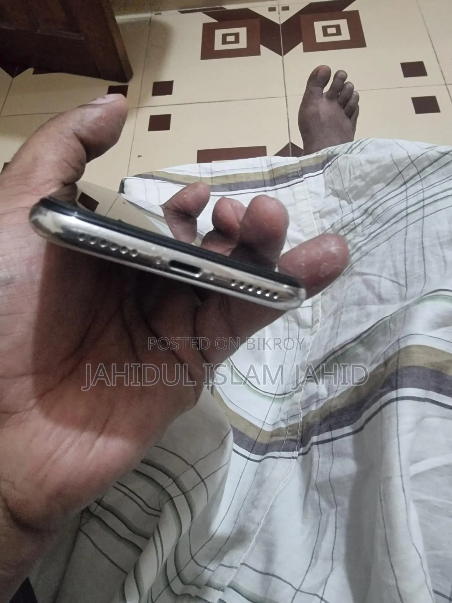 Apple iPhone X 3/64 (Used)
