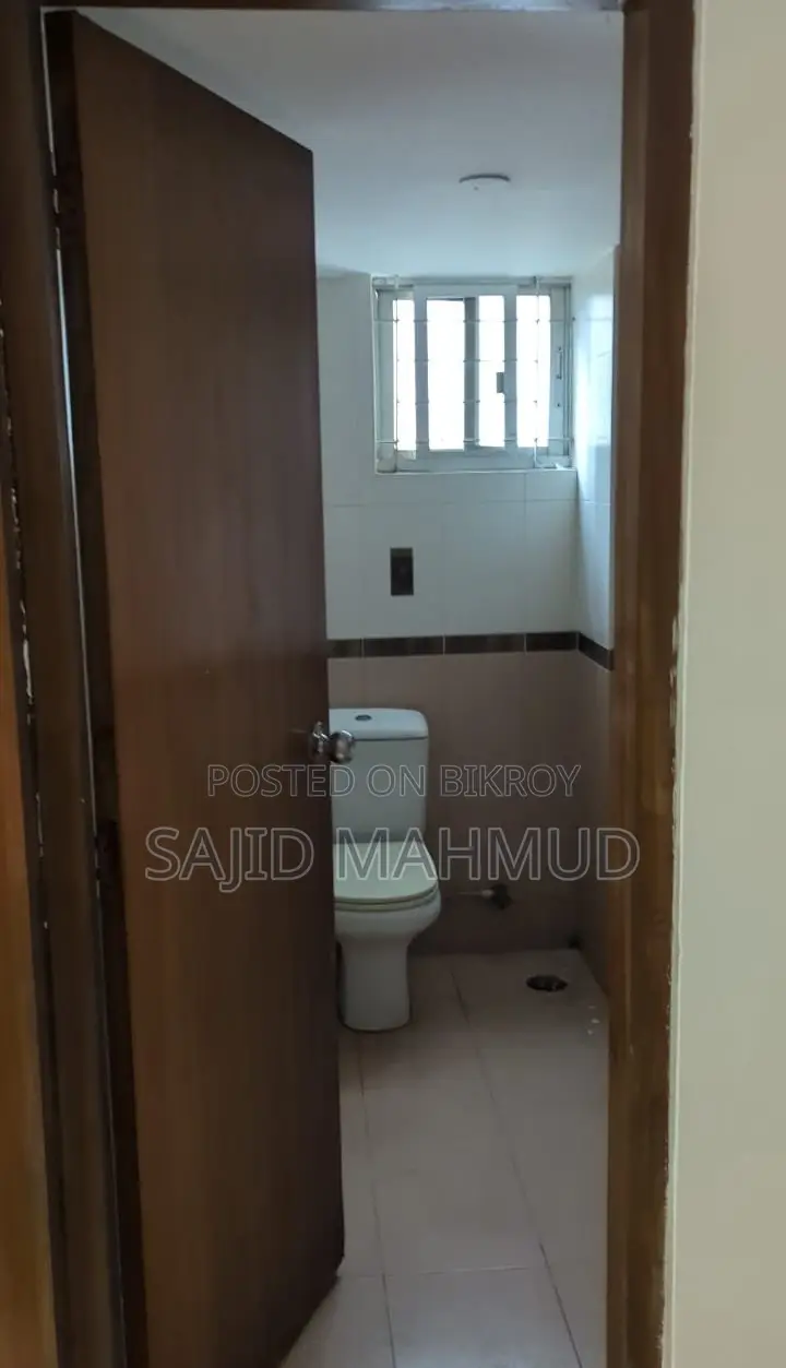Luxurious Apartment at Sector 4