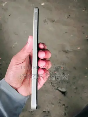 Realme (Used)