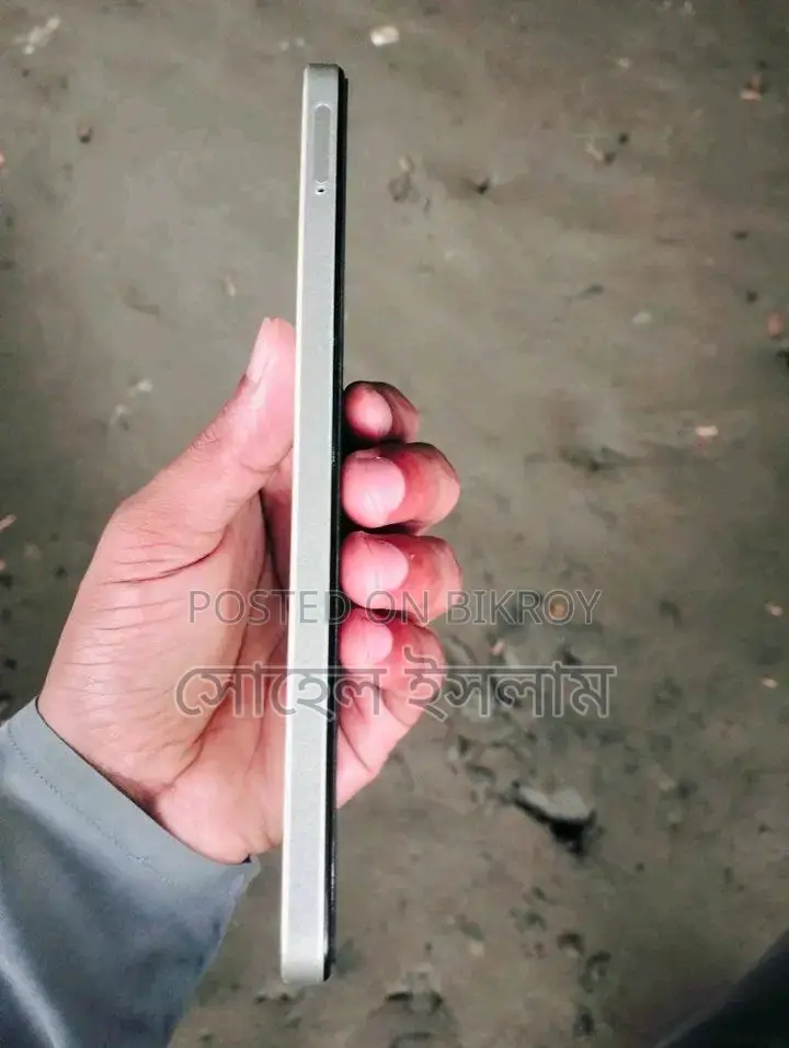Realme (Used)