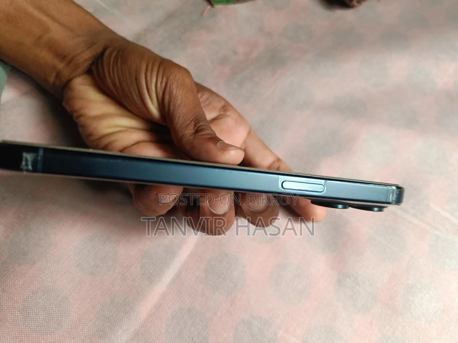 Apple iPhone 15 pro max . (Used)
