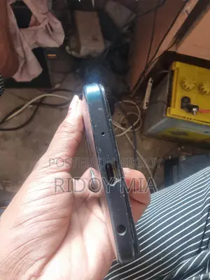 Vivo Y03t 4-64 (Used)