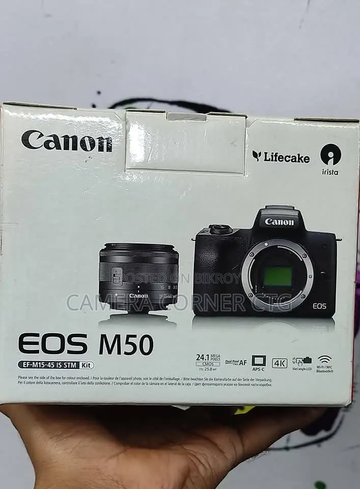 EOS M50 With EF-M 15-45mm IS STM Full