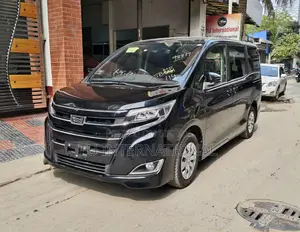 Toyota Noah X-SMART NON HV 2021